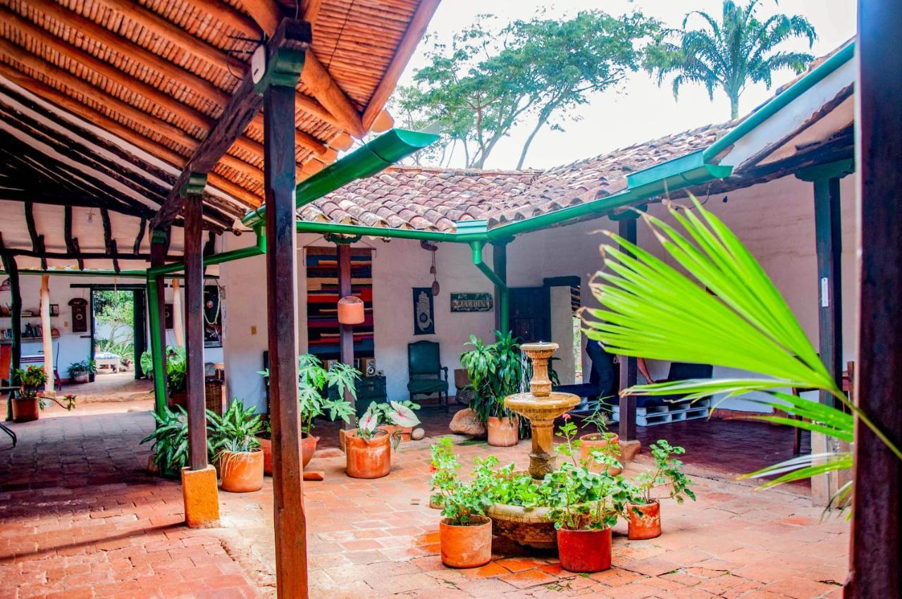 Nacuma Garden Hostel - Casa Nacuma Баричара Экстерьер фото